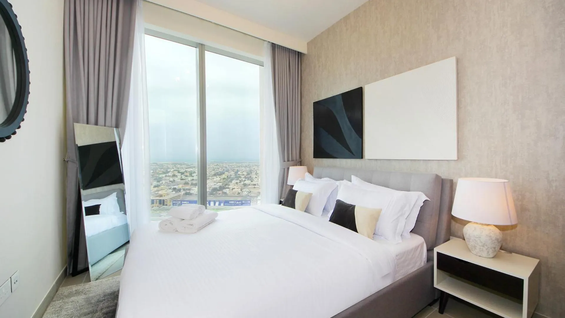 Downtown Luxury - Stunning 2Bhk With Sea View In Forte Towers, Downtown Dubai 0*,